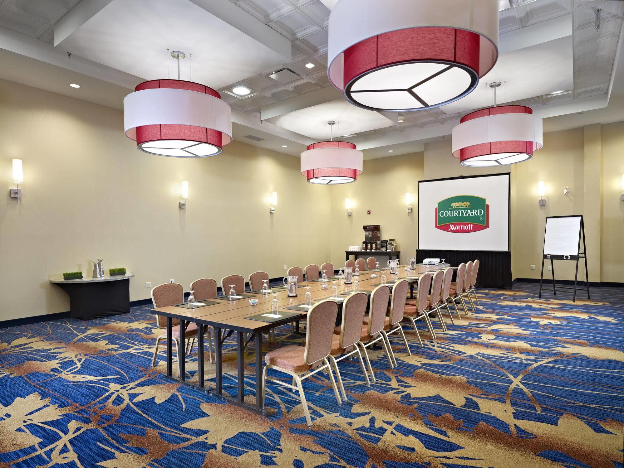 Hotel Courtyard By Marriott Edmonton West Exterior foto